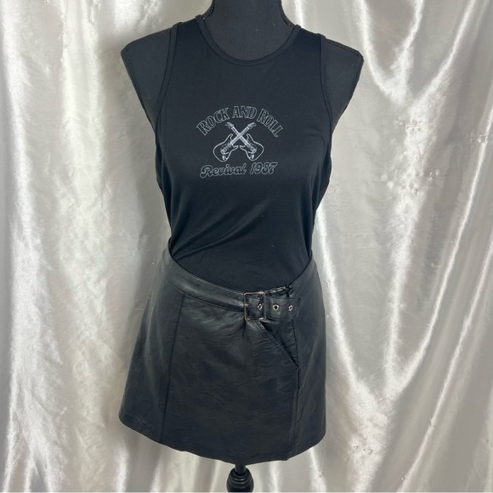 lovers of hYOUmanity| Black Rock & Roll Slim Fit Tank Top| M| Retro Edgy